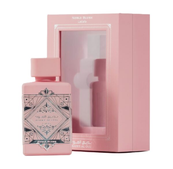 Maison Alhambra Candid Tonight EDP