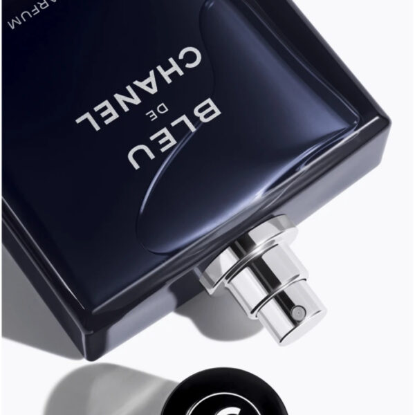 Chanel Bleu De Chanel EDP for Men Close